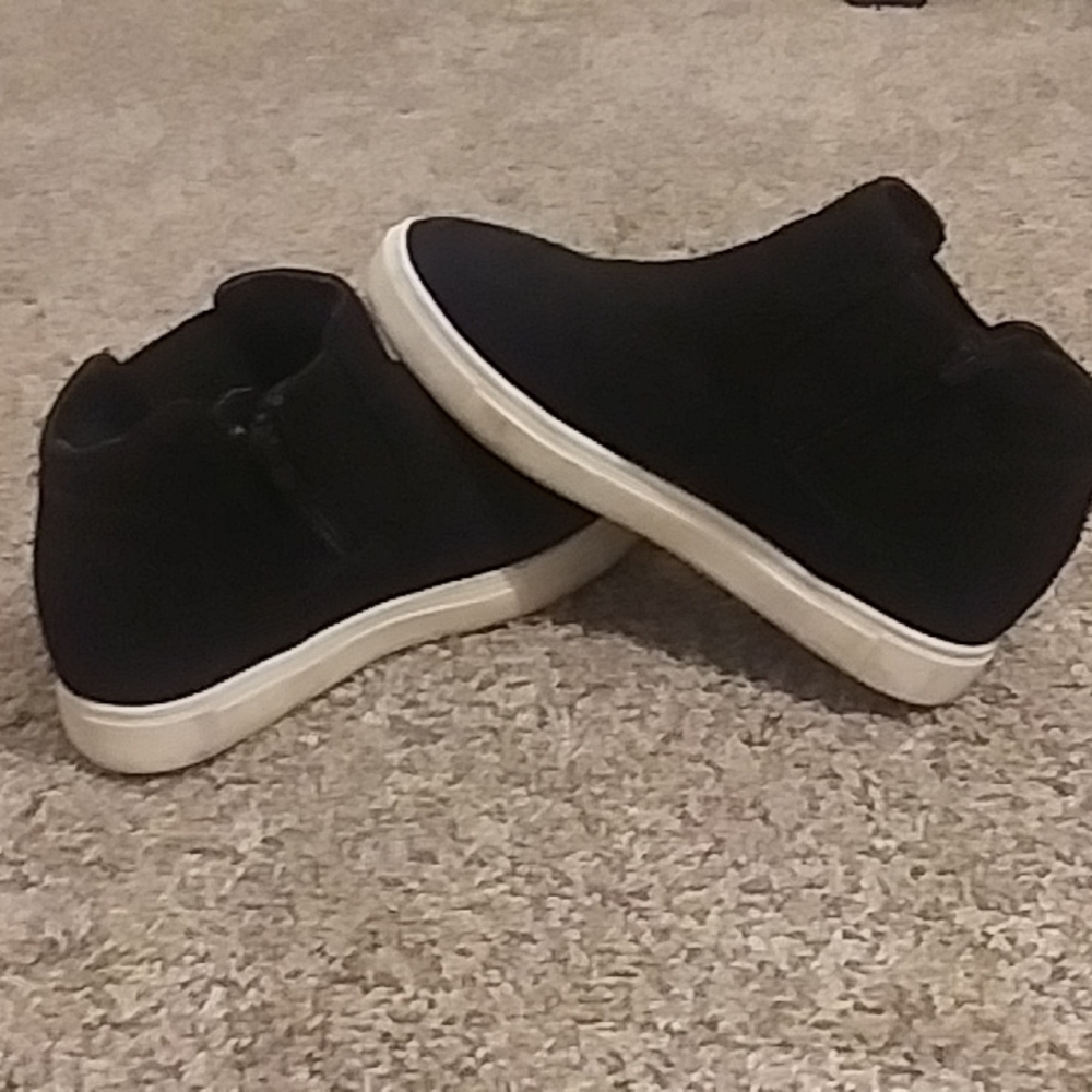 Black Platform Shoes
